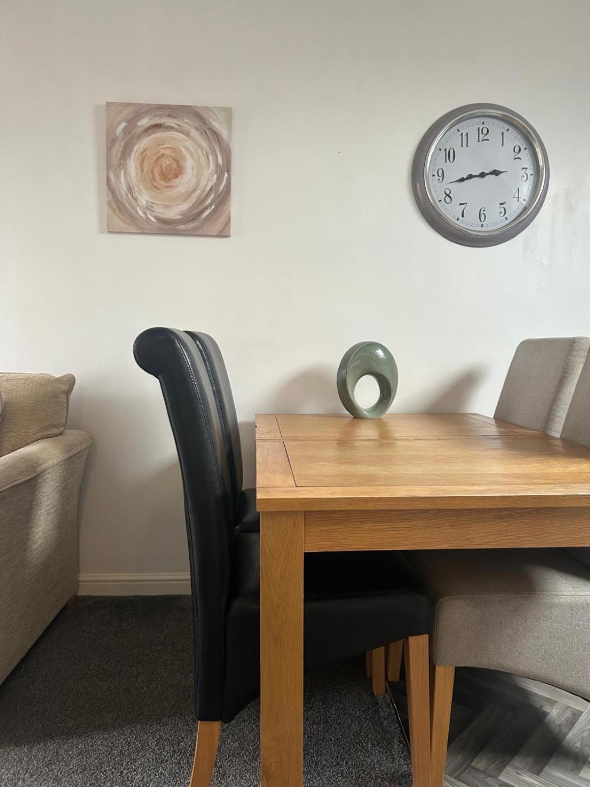 The Elms - Close To City Centre Cardiff Extérieur photo